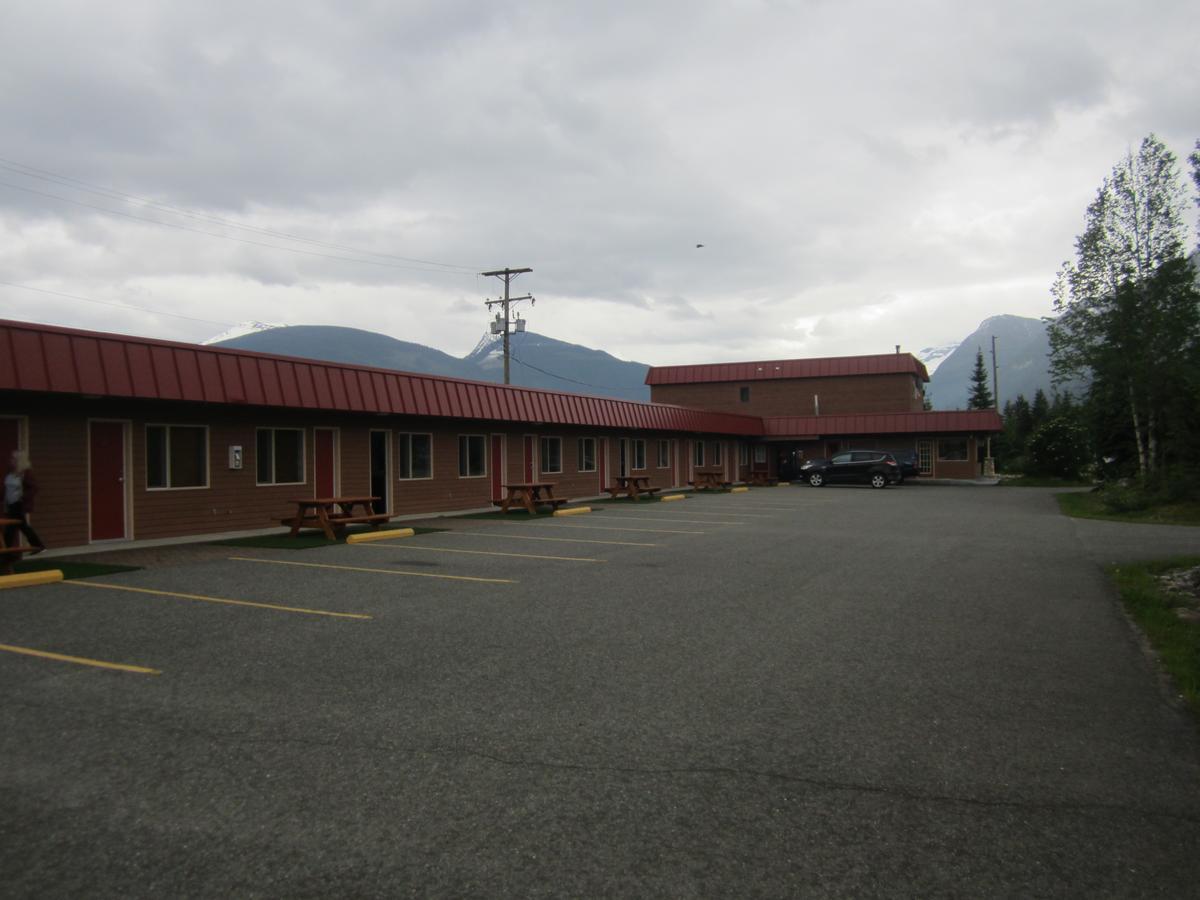 Saddle Mountain Lodge Blue River Exterior foto